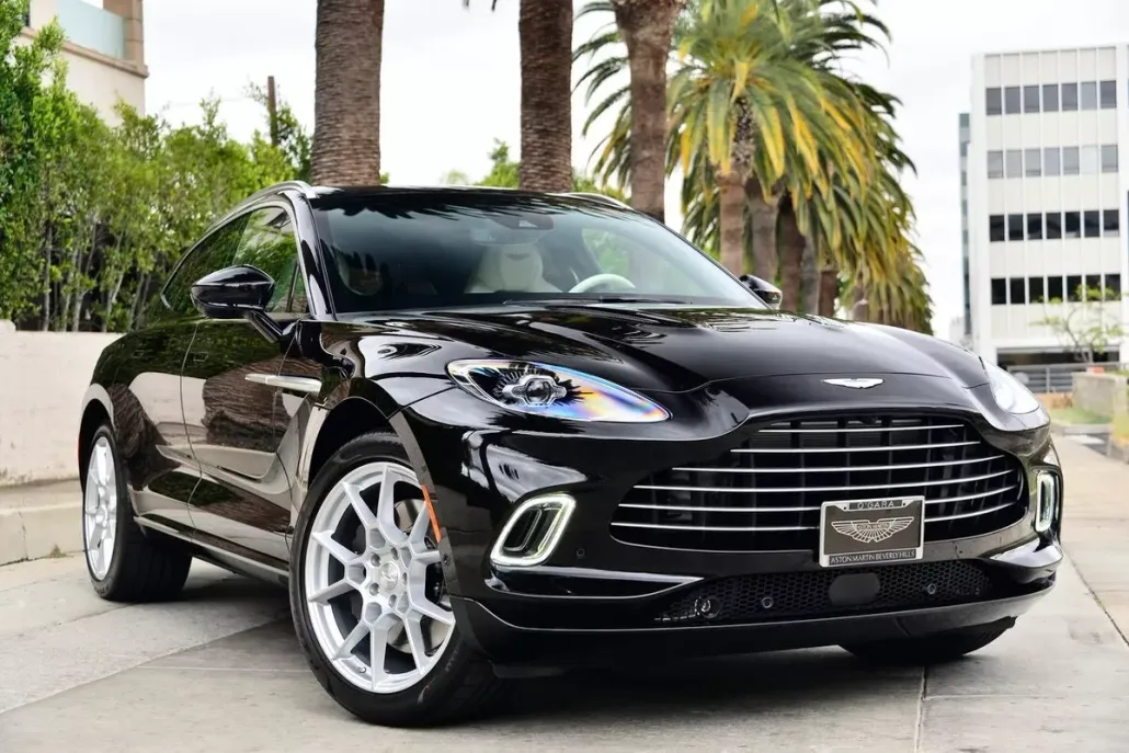 2021 Aston Martin DBX AM8 photo 1