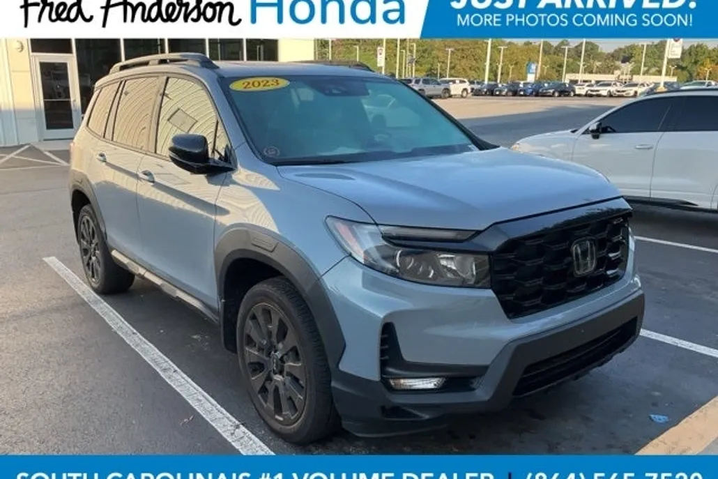 2023 Honda Passport Elite photo 1
