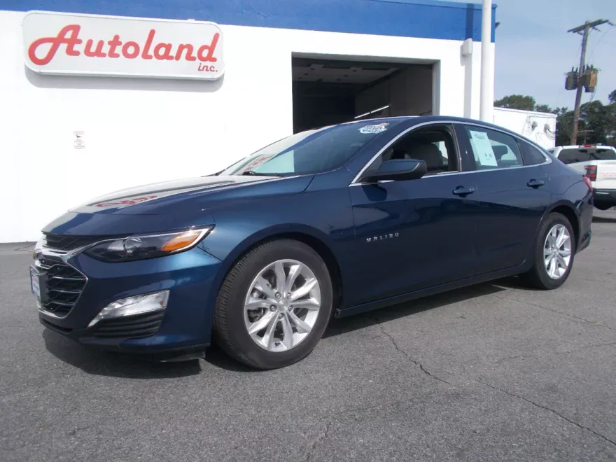 2021 Chevrolet Malibu 1LT photo 1