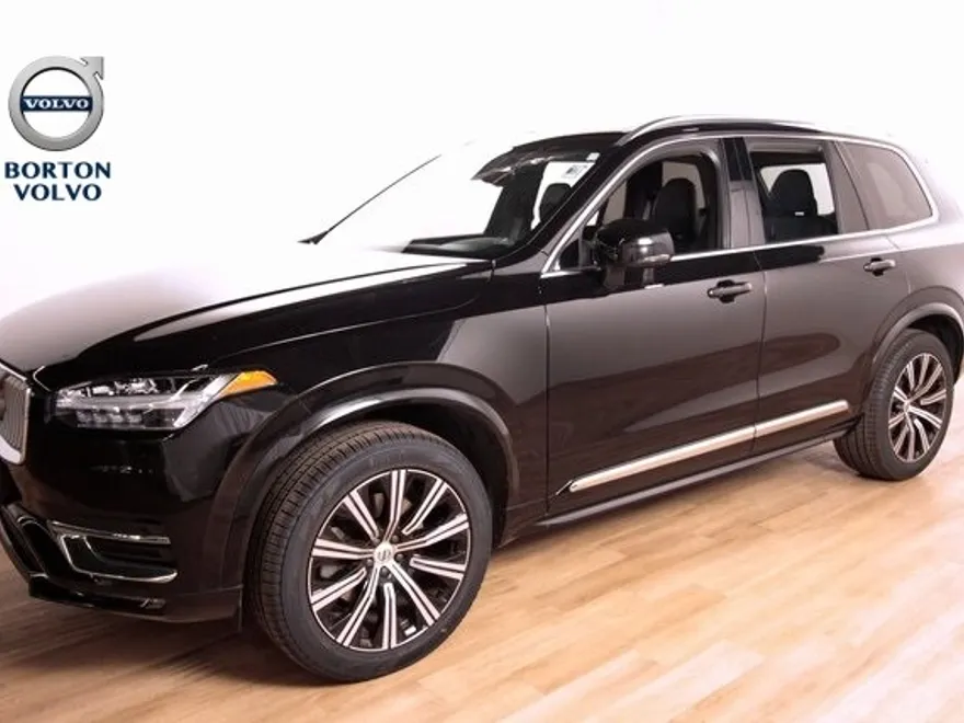 2024 Volvo XC90 B5 Core photo 1