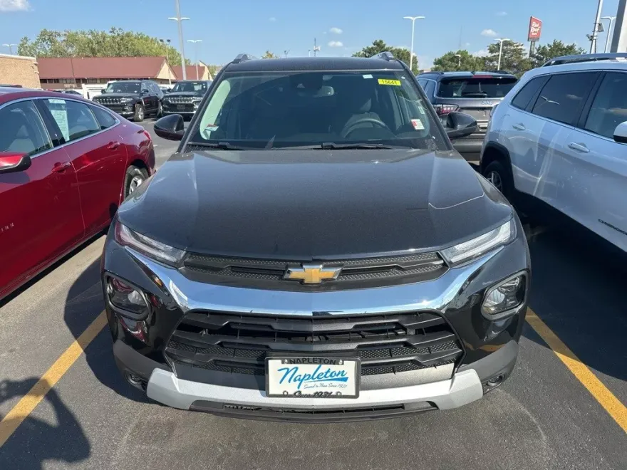 2023 Chevrolet Trailblazer LT photo 1