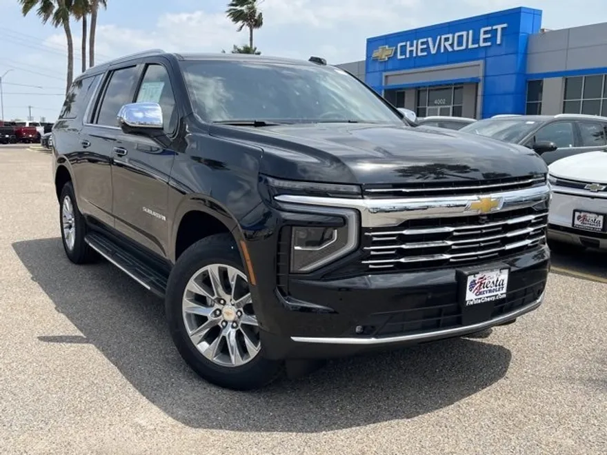 2025 Chevrolet Suburban Premier photo 1