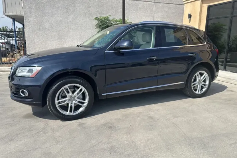 2018 Audi SQ5 Prestige photo 1