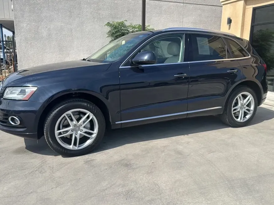 2018 Audi SQ5 Prestige photo 1