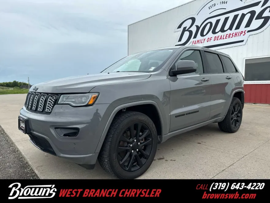 2021 Jeep Grand Cherokee Laredo X photo 1