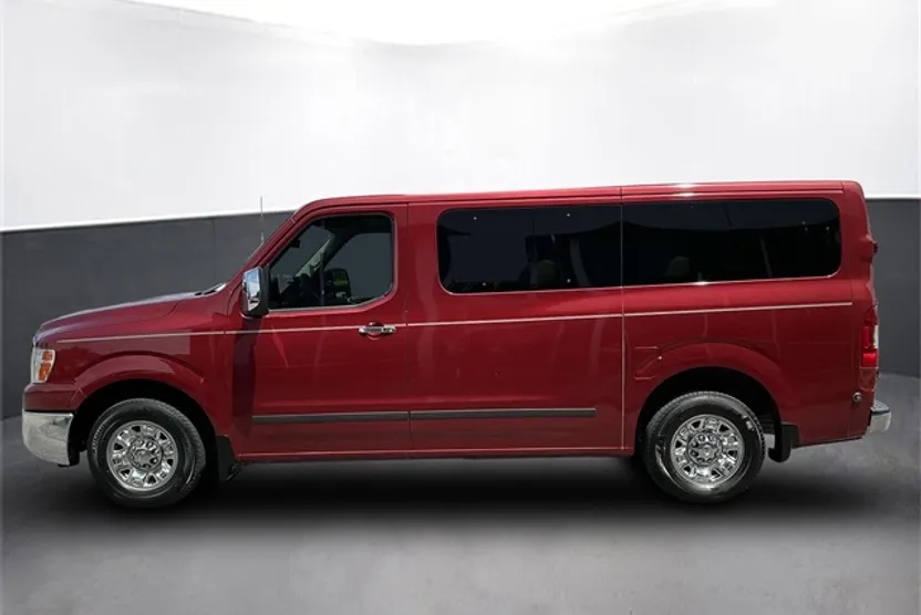 2019 Nissan NV3500 photo 1