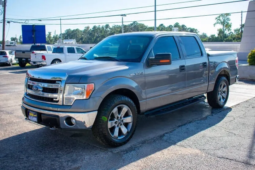 2014 Ford F-150 Lariat photo 1