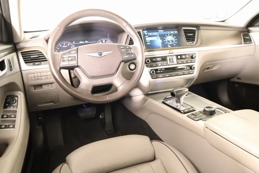 2018 Genesis G80 3.8 photo 1