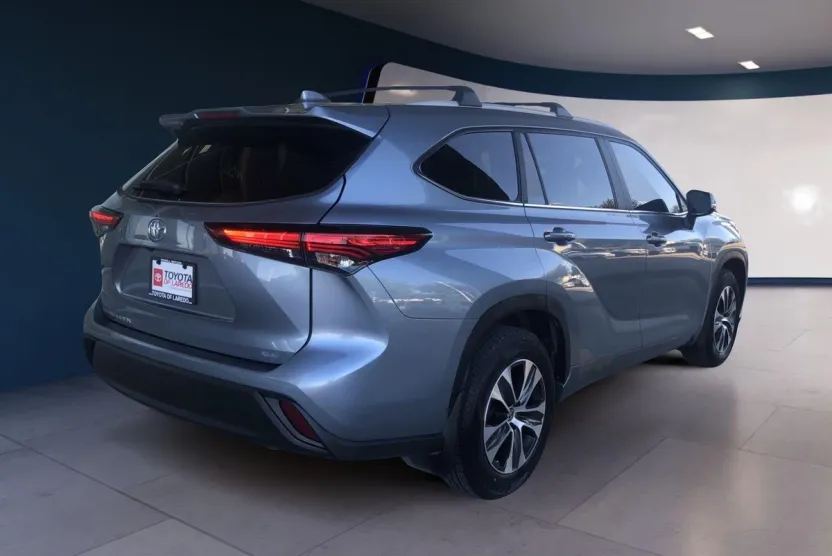 2023 Toyota Highlander XSE photo 1