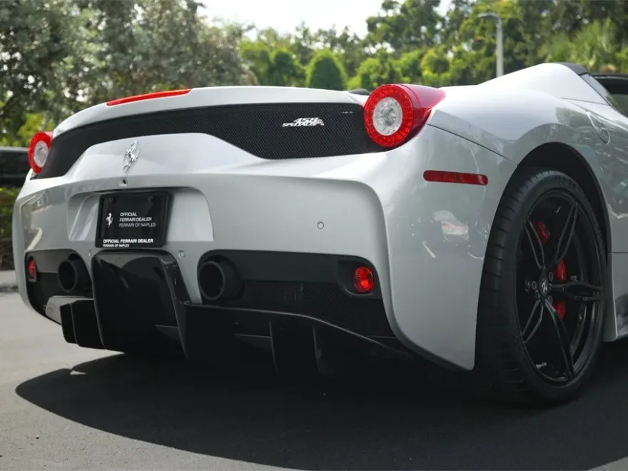 2015 Ferrari 458 Spider Base photo 16