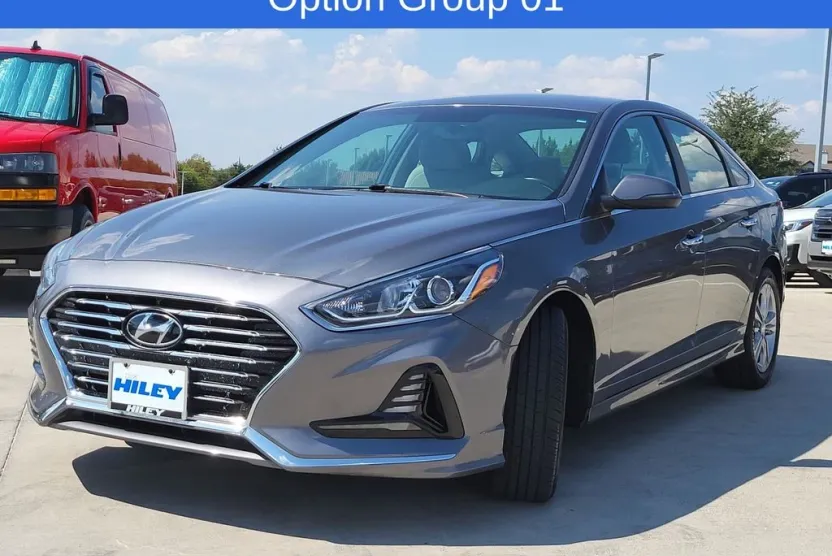 2018 Hyundai Sonata SEL photo 1