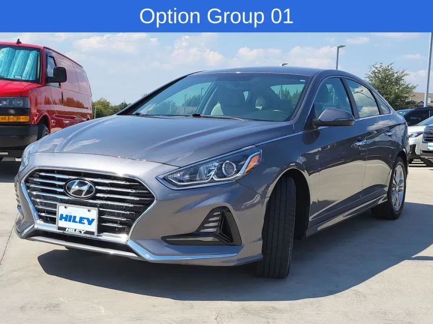 2018 Hyundai Sonata SEL photo 1