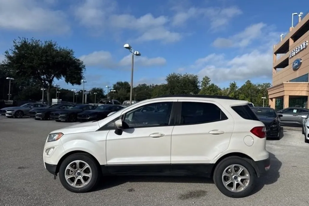 2020 Ford EcoSport SE photo 1