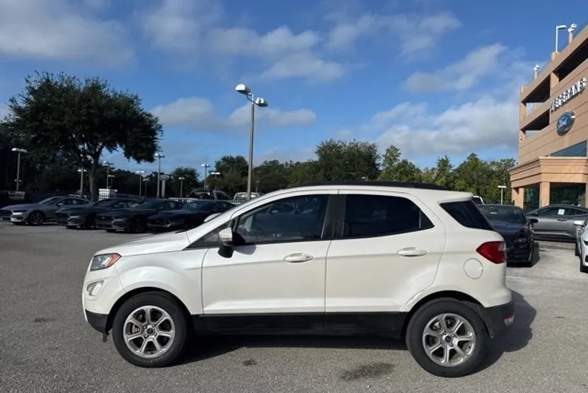 2020 Ford EcoSport SE photo 1