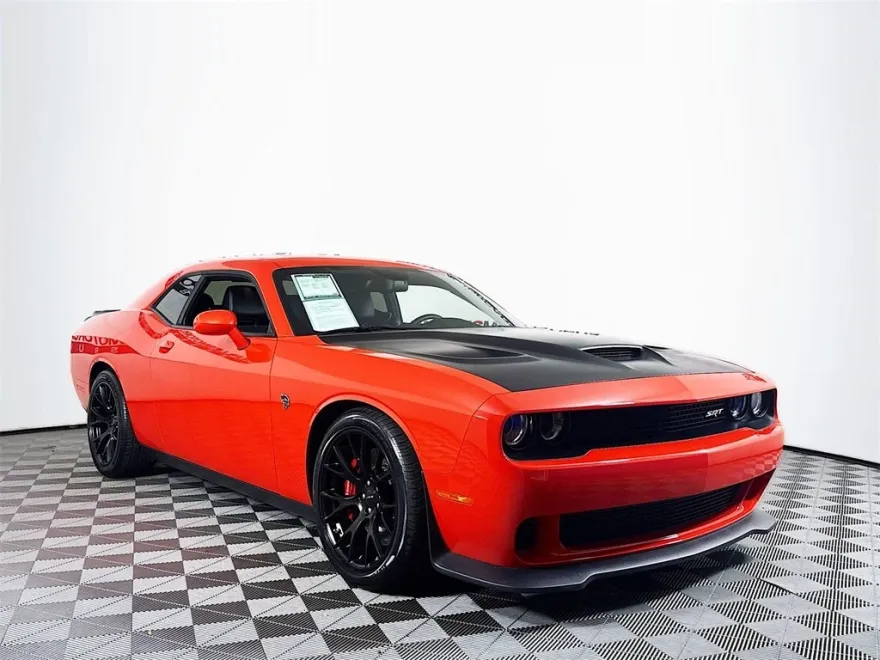 2016 Dodge Challenger SRT8 Hellcat photo 1