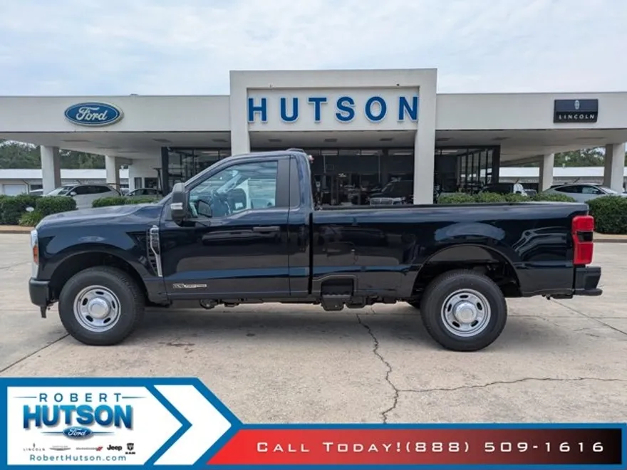 2025 Ford F-250 XL photo 1