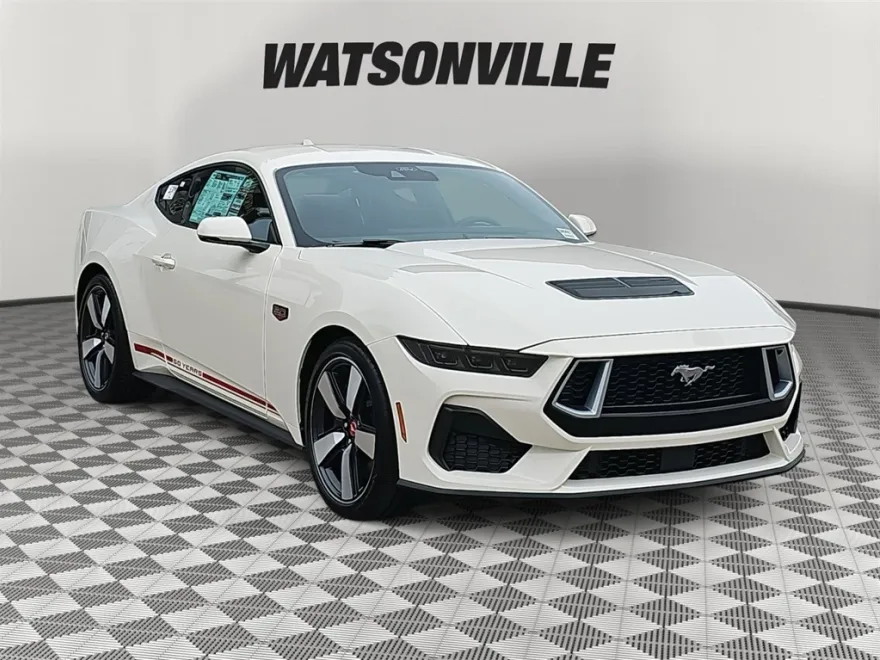 2025 Ford Mustang GT Premium photo 1
