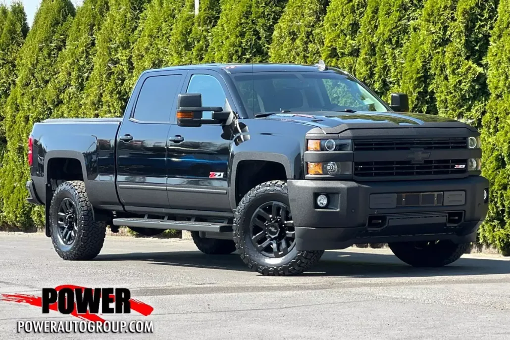 2016 Chevrolet Silverado 2500HD LT photo 1