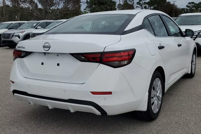 2025 Nissan Sentra S photo 1