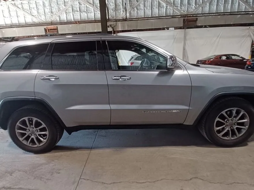 2015 Jeep Grand Cherokee Limited photo 1