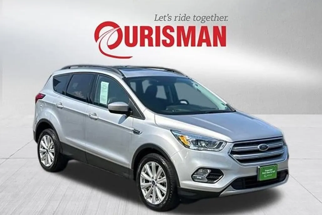 2019 Ford Escape SEL photo 1