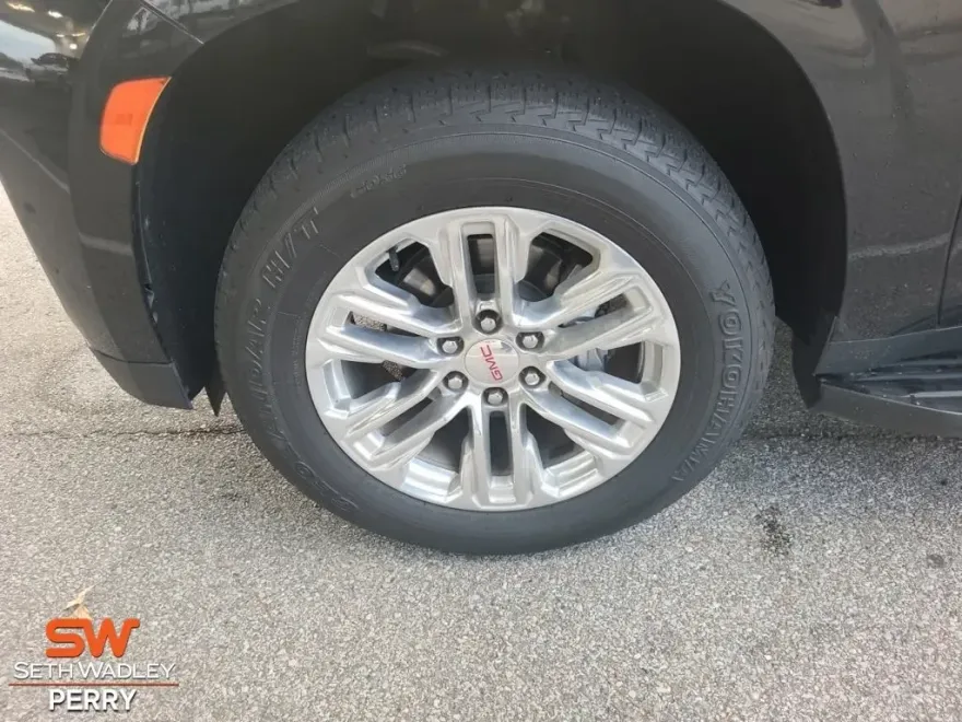 2022 Gmc Yukon XL SLT photo 1