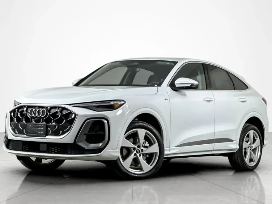 2025 Audi Q5 Sportback Premium Plus TFSI photo 1
