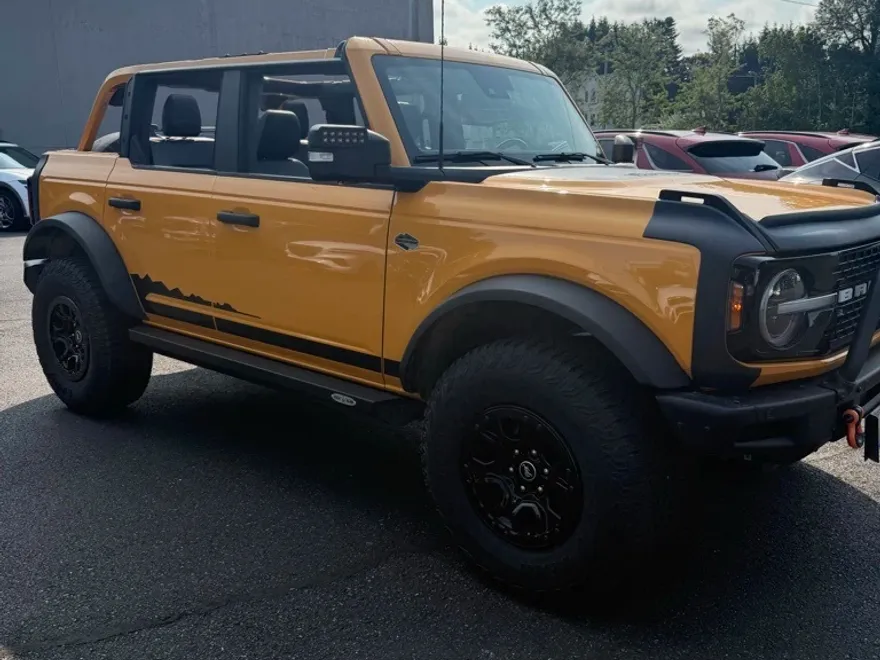 2022 Ford Bronco Wildtrak photo 1