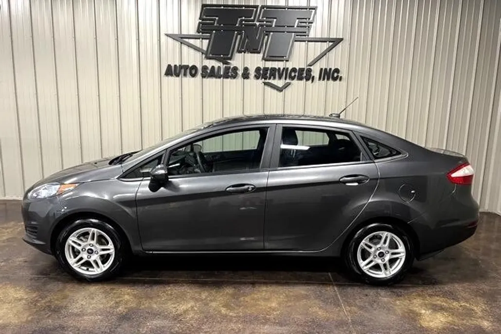 2019 Ford Fiesta SE photo 1