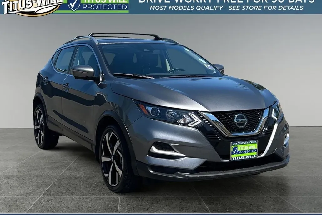 2022 Nissan Rogue Sport SL photo 1