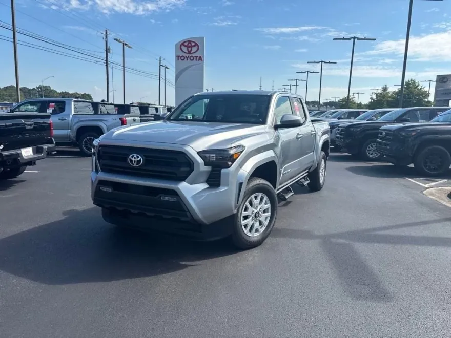 2025 Toyota Tacoma SR5 photo 1