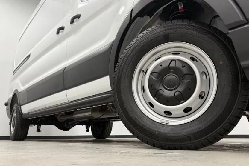 2025 Ford Transit Cargo Van photo 1