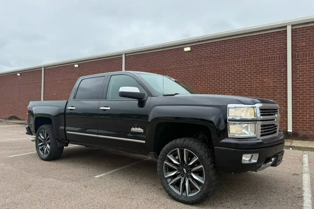 2014 Chevrolet Silverado 1500 High Country photo 1