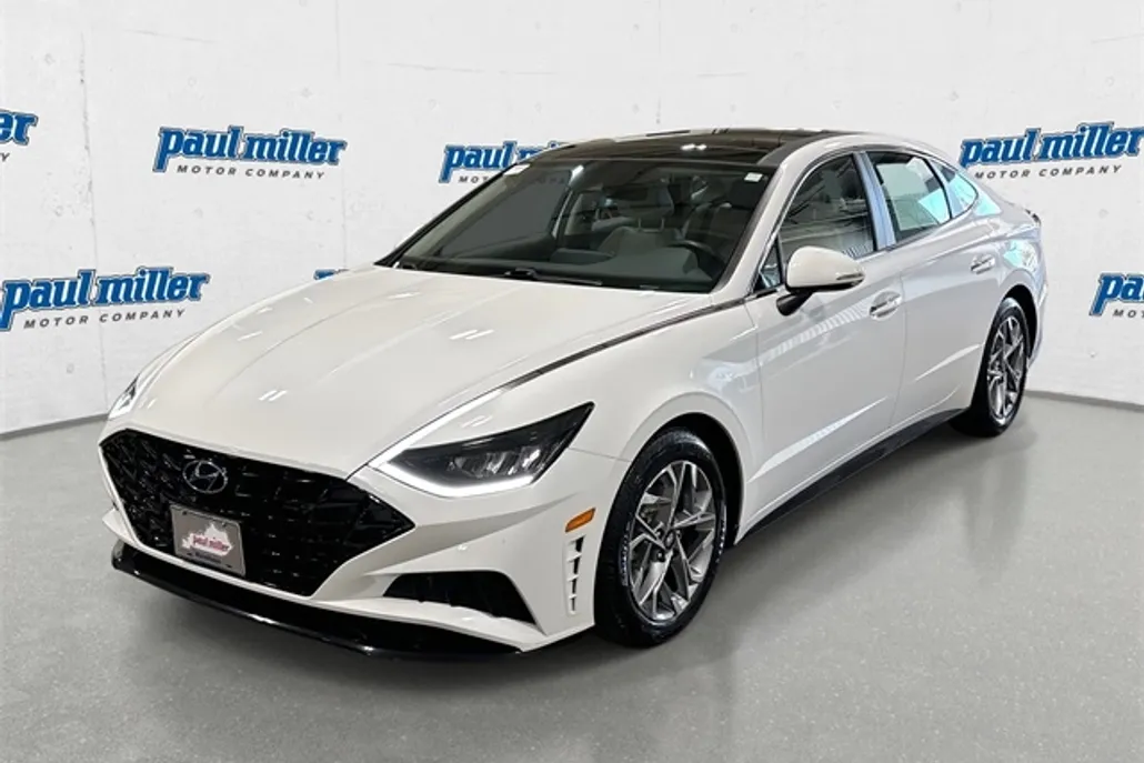 2020 Hyundai Sonata SEL photo 1