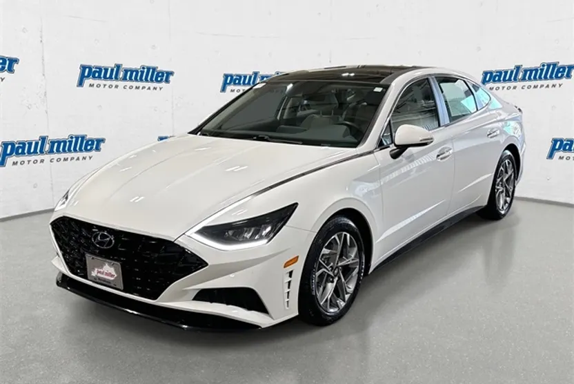 2020 Hyundai Sonata SEL photo 1