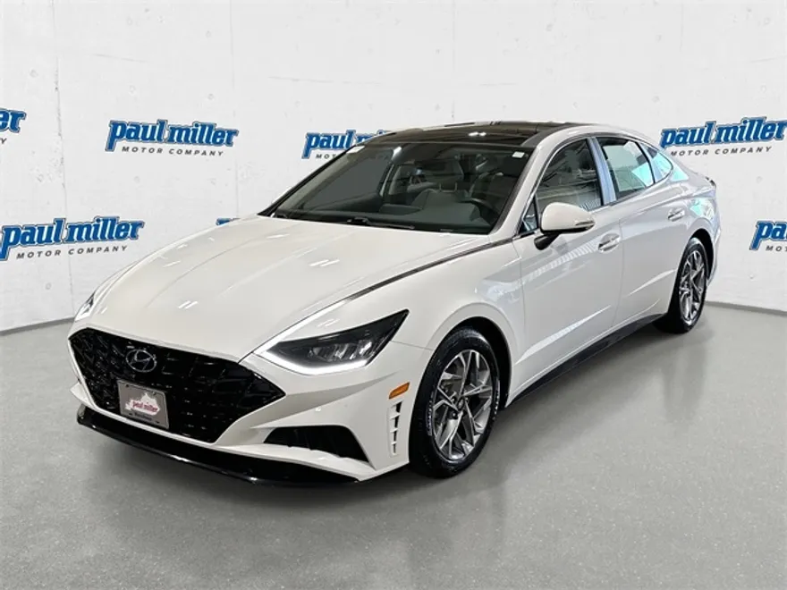 2020 Hyundai Sonata SEL photo 1