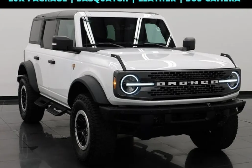 2024 Ford Bronco Badlands photo 1