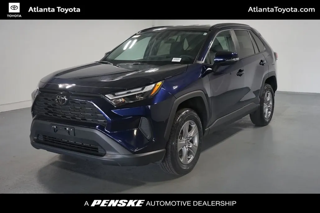 2024 Toyota RAV4 XLE photo 1