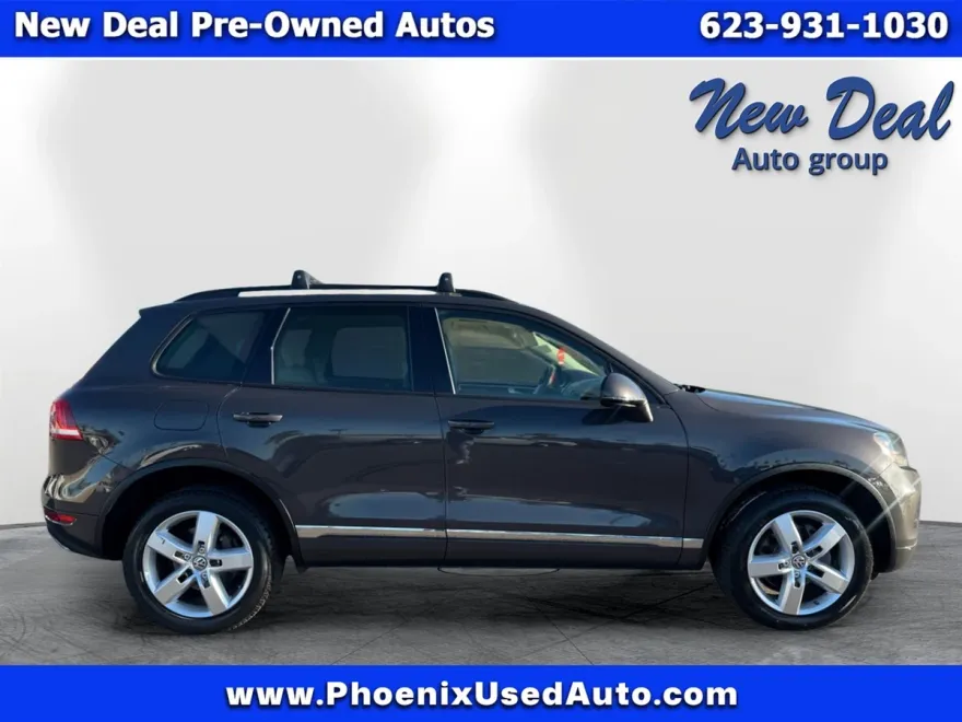 2013 Volkswagen Touareg V6 FSI TDI photo 1