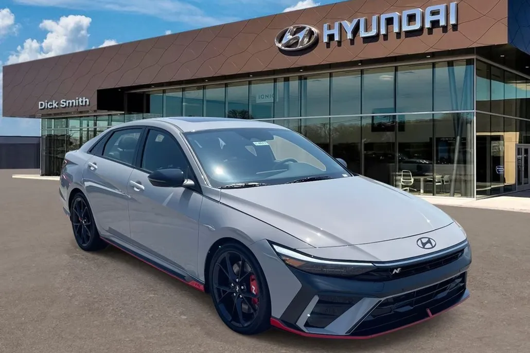 2025 Hyundai Elantra N Base photo 1