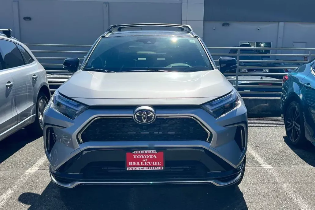 2025 Toyota RAV4 Prime XSE Premium photo 1