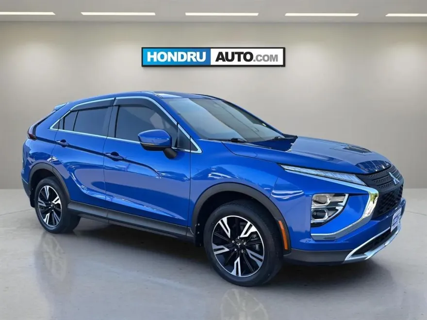 2023 Mitsubishi Eclipse Cross SE photo 1