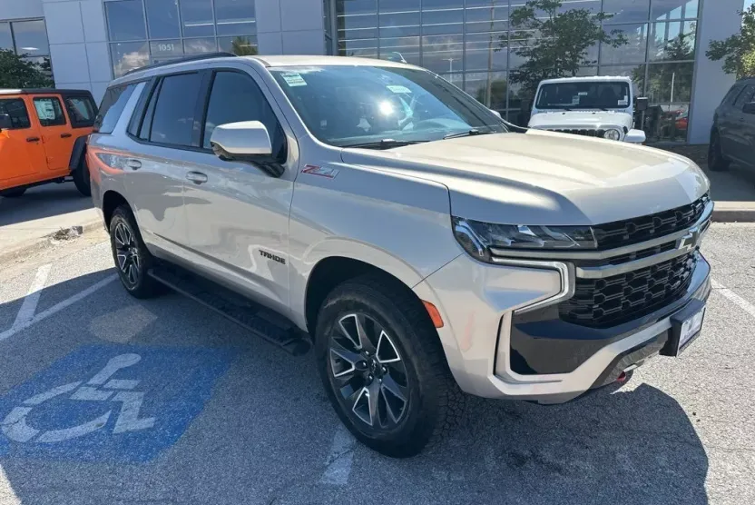 2022 Chevrolet Tahoe Z71 photo 1