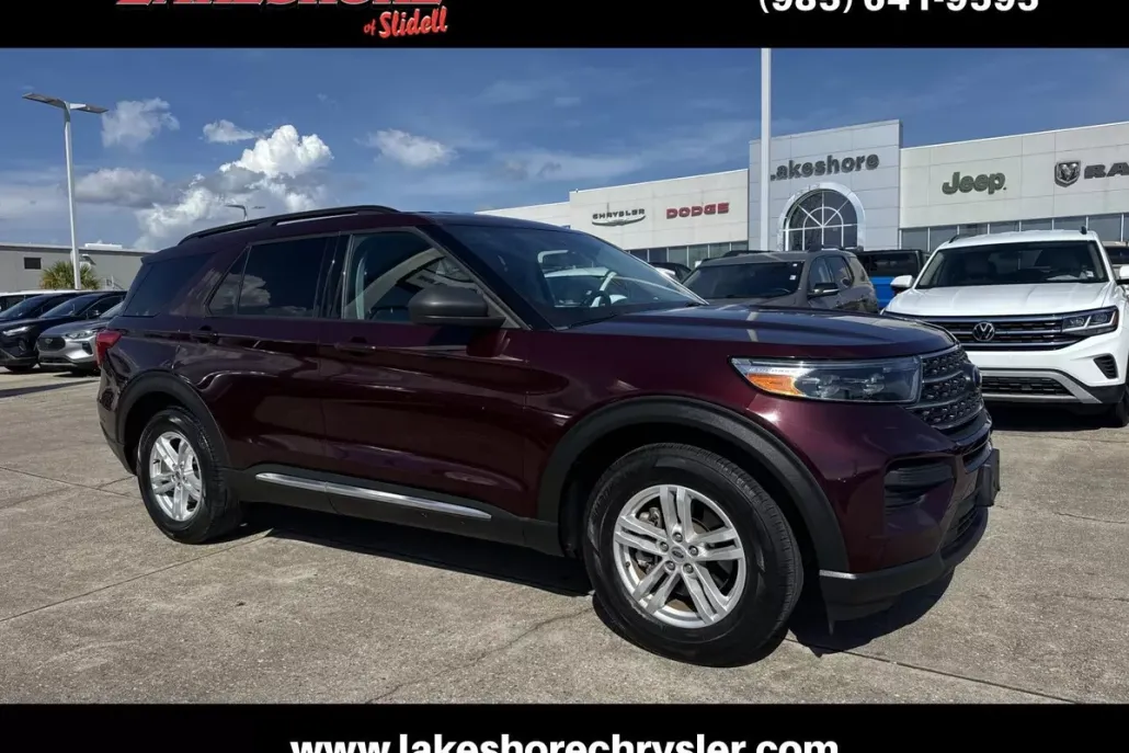 2022 Ford Explorer XLT photo 1
