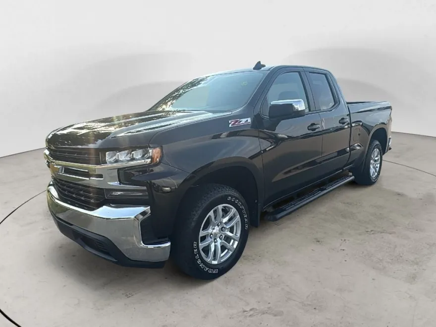 2019 Chevrolet Silverado 1500 LT photo 1