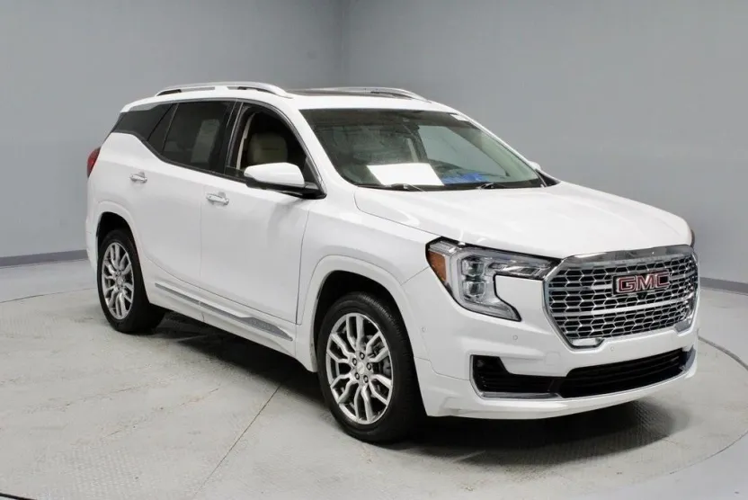 2023 Gmc Terrain Denali photo 1