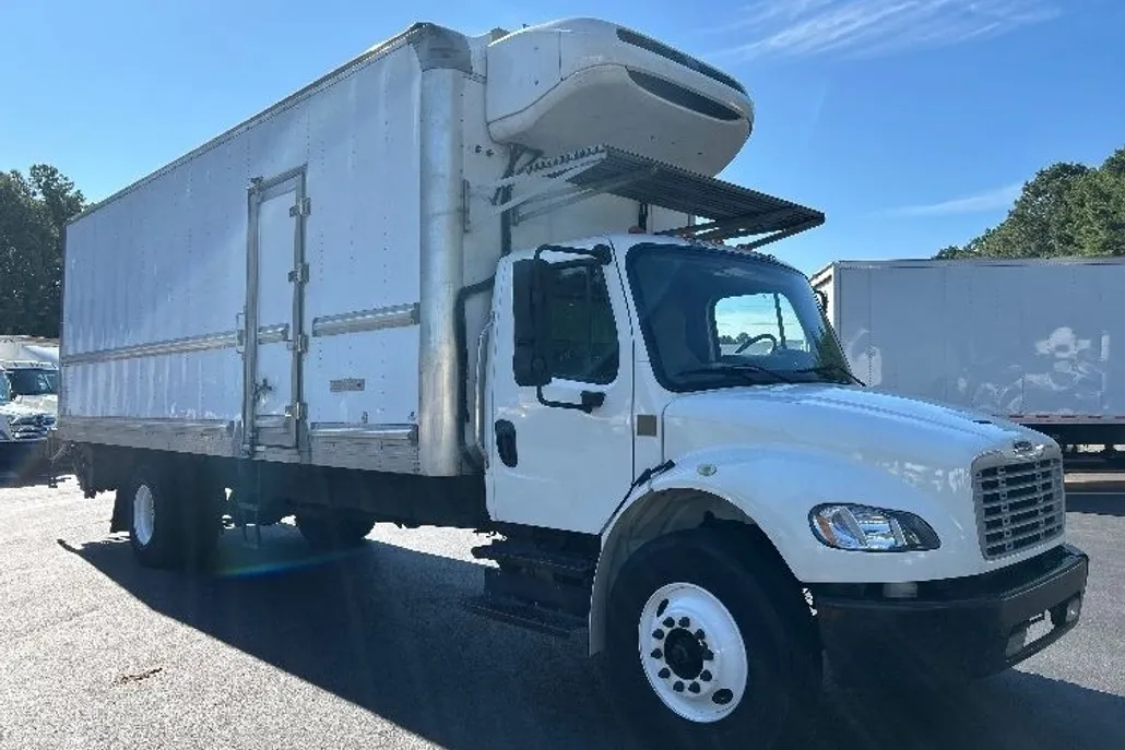 2018 Freightliner M2 106 Medium Duty photo 1
