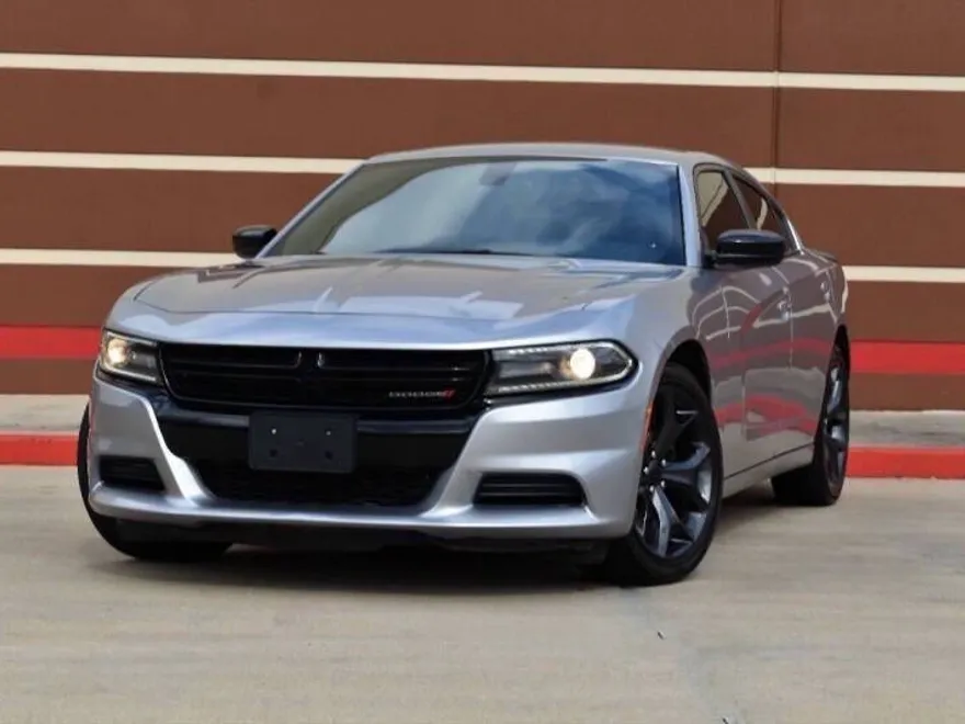 2020 Dodge Charger SXT photo 1
