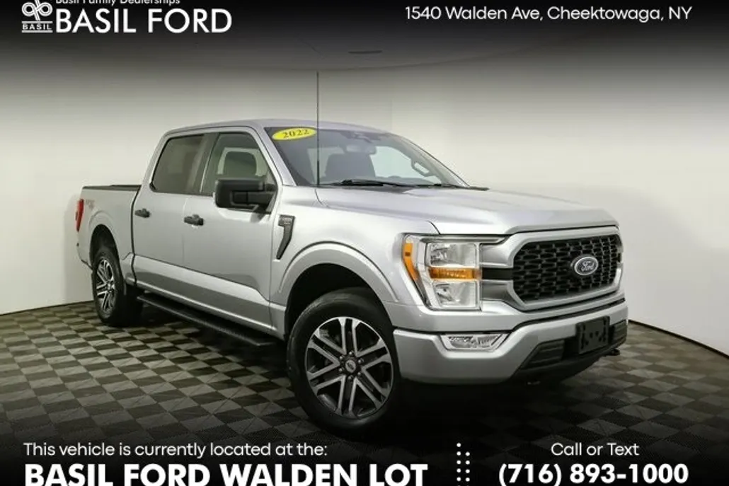2022 Ford F-150 XL photo 1