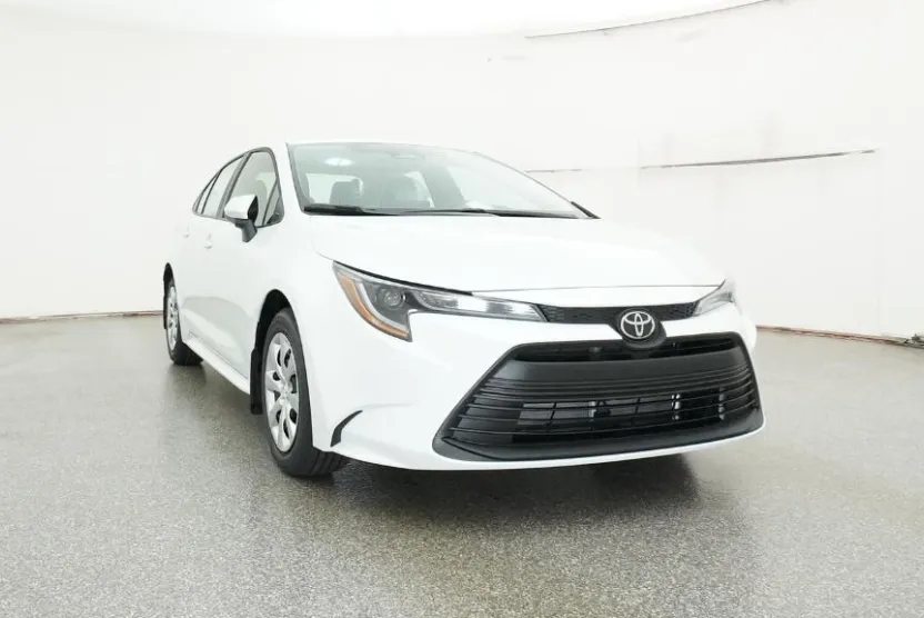 2026 Toyota Corolla LE photo 1